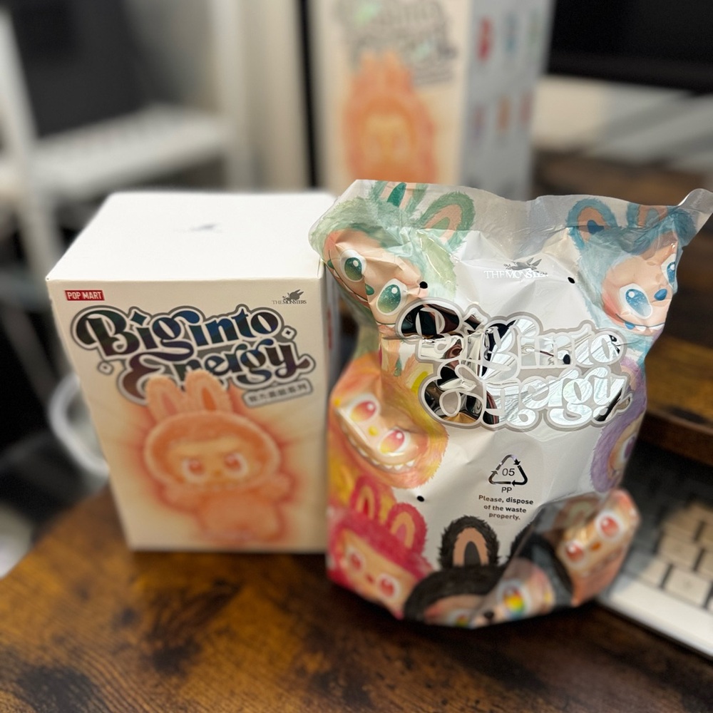 Authentic Labubu Big into Energy Blind Box. Open box. Box maybe dented. LIST2